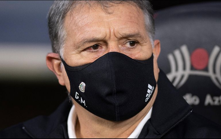 EN LA MIRA. Cuando el árbitro pitó el final del encuentro ante Canadá, los aficionados en el Estadio Azteca reprobaron la actuación con chiflidos y hasta con el grito homofóbico, en redes sociales el #FueraMartino tomó fuerza y muchos analistas arreciaron sus críticas. IMAGO7