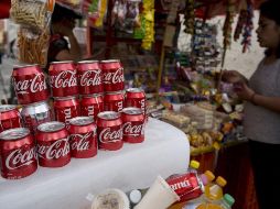 Aseguran que Coca-Cola mantendrá su plan de expansión en el mediano plazo, a partir de adquisiciones y crecimiento de su portafolio. AP/ARCHIVO