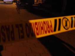 En el lugar familiares acudieron a solicitar información sobre sus parientes e informaron que ya no pudieron hacer nada para sofocar el fuego en la vivienda. EL INFORMADOR / ARCHIVO