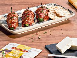 Jalapeños rellenos de queso y atún. Delicias que puedes preparar sin salir de casa. ESPECIAL