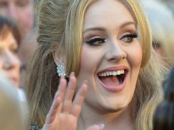 Adele dijo que tiene una perspectiva distinta sobre sus letras porque se dio cuenta de que ella era el problema. AFP / ARCHIVO