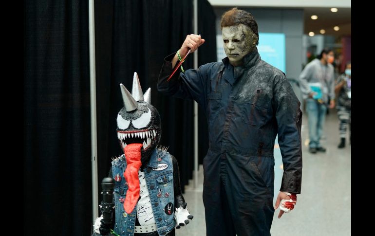 Más allá de los disfraces, el salón representa una oportunidad para comprar cómics, figuras de personajes de fantasía, novelas gráficas y cuadros, entre otros. AFP/T. A. Clary