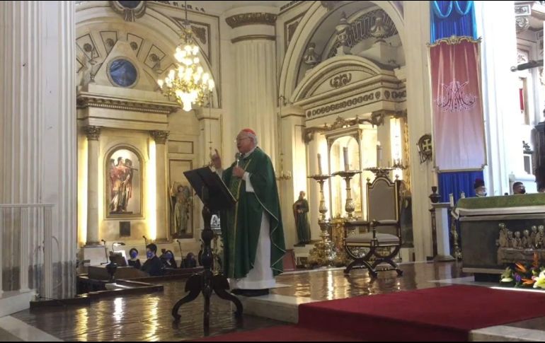 El cardenal Roble dijo que es inadecuado que en misa los párrocos utilicen un lenguaje con groserías. ESPECIAL