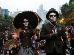 Autoridades de Ciudad de México consideran que es seguro volver a celebrar el Día de Muertos con actividades presenciales, aunque con medidas sanitarias. AP/ARCHIVO