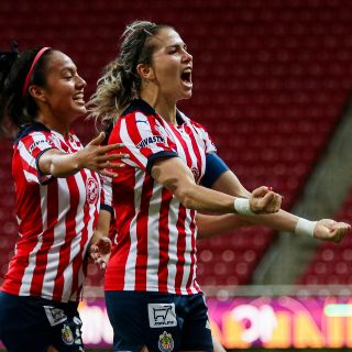Alicia Cervantes doblega al América en el Akron