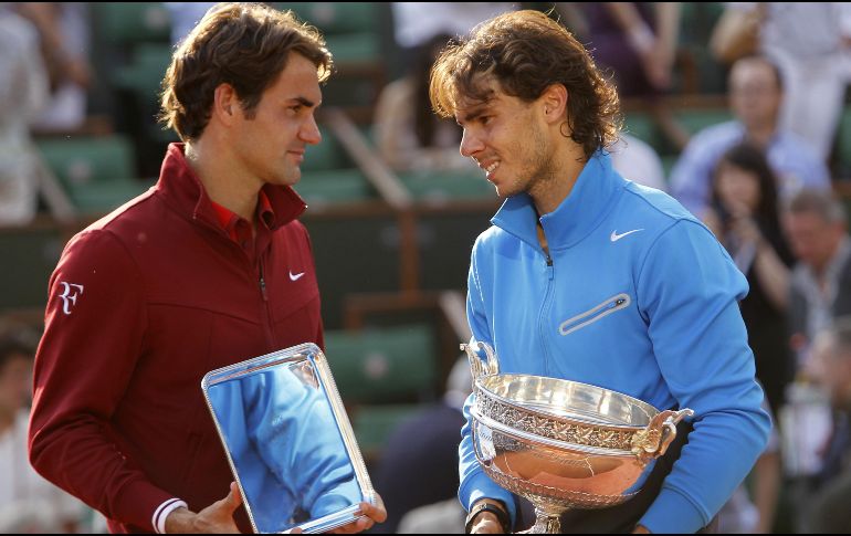 Esta ausencia prolongada de las canchas le ha hecho retroceder lentamente en la tabla, donde Roger Federer ocupaba el quinto puesto a principios de año. AP / ARCHIVO