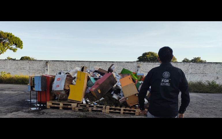 El evento de incineración se llevó a cabo en el sitio de usos múltiples de la FGR Jalisco, ubicada en el municipio de Zapopan. ESPECIAL/FGR Jalisco