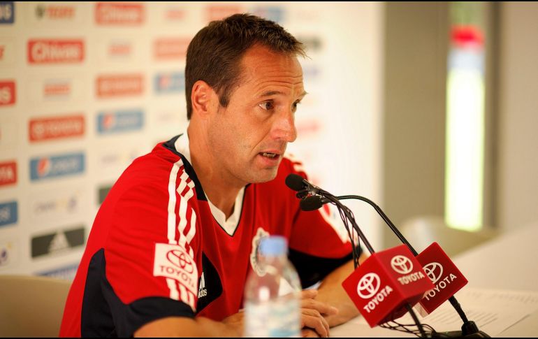 ¿VOLVERÁ? John van't Schip desde 2019 dirige a la Selección de Grecia y suena para llegar al Rebaño. EL INFORMADOR/ARCHIVO