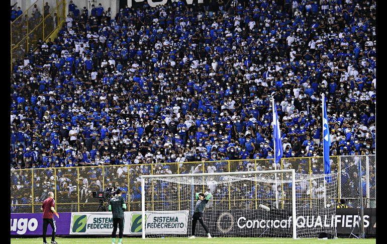 NO PESÓ. México se impuso con facilidad en el Cuscatlán y ya es la selección que más victorias en eliminatoria mundialista ha conseguido en esa sede con 4. IMAGO7
