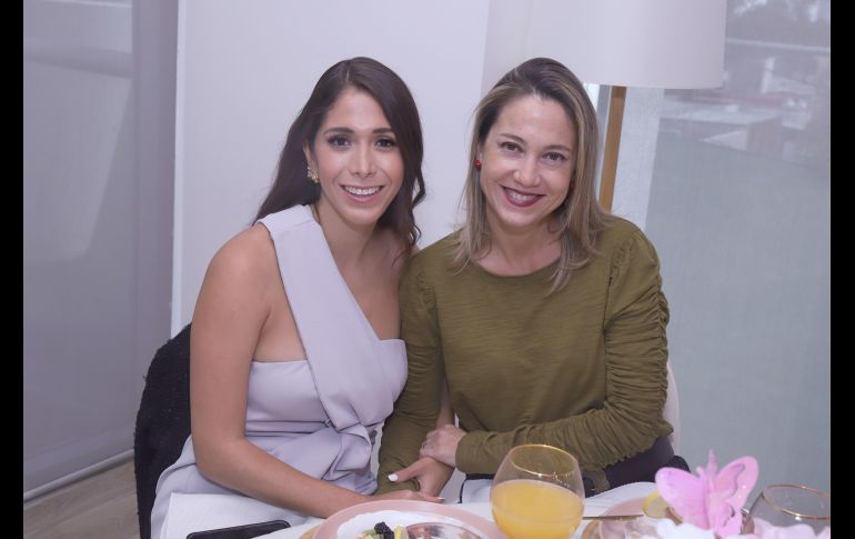Marcela Linares y Lilian González. GENTE BIEN JALISCO/ CLAUDIO JIMENO
