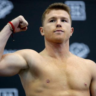 Video: "Canelo" Álvarez entrena al hijo de esta estrella del boxeo y ya prepara su debut