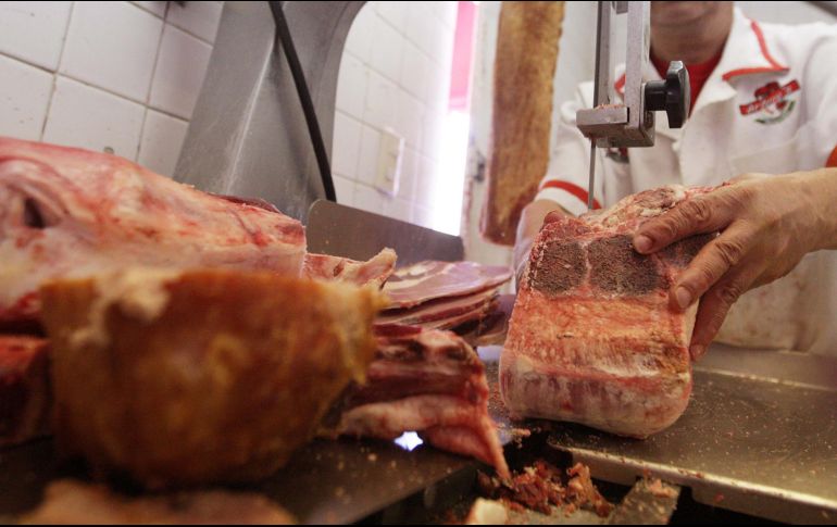 El Departamento de Transporte anunció ayer jueves que las visas temporales permitirán a los carniceros viajar a Gran Bretaña y trabajar allí durante seis meses. EL INFORMADOR / ARCHIVO