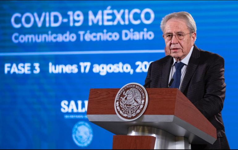 Alcocer detalla que 25 entidades del país han vacunado al menos con una dosis a las personas mayores de 18 años, lo que permitirá enfrentar de mejor manera la época invernal. SUN / ARCHIVO