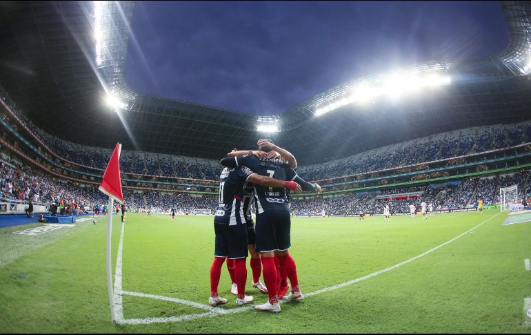Rayados llega a este duelo como favorito por su posición en la tabla general, sin embargo, no deberán confiarse, ya que los Esmeraldas son peligrosos en el ataque. IMAGO7