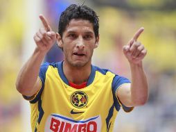 YA LLOVIÓ. Ángel Reyna se consolidó por algunas temporadas en el primer equipo del América e incluso es el último campeón goleador mexicano que tienen las Águilas. SUN/ARCHIVO