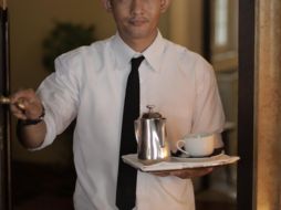 El famoso mesero del cual se burló Carlos Muñoz reaccionó a la situación. PEXELS/A. Piacquadio