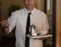 El famoso mesero del cual se burló Carlos Muñoz reaccionó a la situación. PEXELS/A. Piacquadio