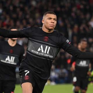 Mbappé rescata al PSG con gol en los minutos finales