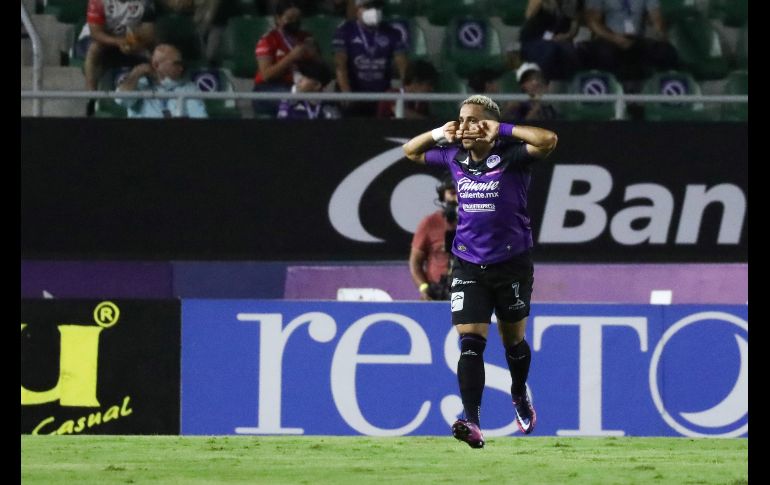 NO PERDONA. Camilo Sanvezzo metió la pena máxima con la que Mazatlán consiguió los 3 puntos. IMAGO7