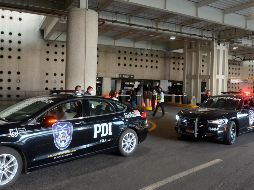 "Ahí te viene la tira wey": Captan a sicario herido en balacera del AICM (VIDEO)