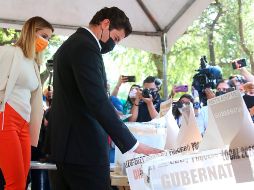 La pareja entre Samuel García y Mariana Rodríguez ha sido polémica desde antes de llegar al poder, en parte por los videos que compartían, así como los dichos machistas de él, según señalan algunos. SUN / ARCHIVO