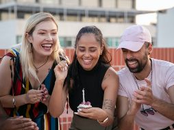 Una joven contó con el apoyo incondicional de su familia ante su decisión. PEXELS