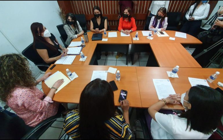 Con el grupo, señalan que habrá propuestas para garantizar un presupuesto con perspectiva de género por lo menos los tres años de la administración de Pablo Lemus. ESPECIAL /