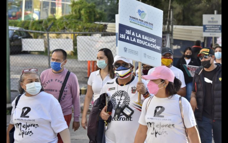 Con la entrega de este martes suman ya 23 mil cartas al despacho del gobernador de Jalisco. ESPECIAL/UdeG