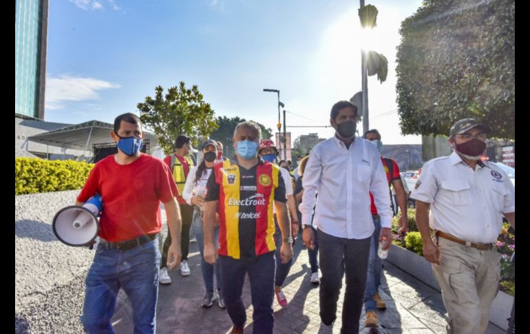 Con la entrega de este martes suman ya 23 mil cartas al despacho del gobernador de Jalisco. ESPECIAL/UdeG