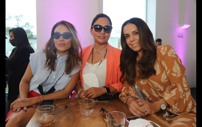 Janitzio Rizo, Mili Ortega y Martha Jaime GENTE BIEN JALISCO/CLAUDIO JIMENO