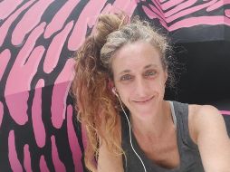 La abeja tiene como labor preservar la vida y eso tienen en común con las mujeres / Fotos: Cortesía Cecilia Seoane