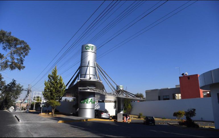 Otro de los riesgos que ven, es que la CFE asumiría la tutela de los entes reguladores como el Centro Nacional de Control de Energía. SUN / ARCHIVO