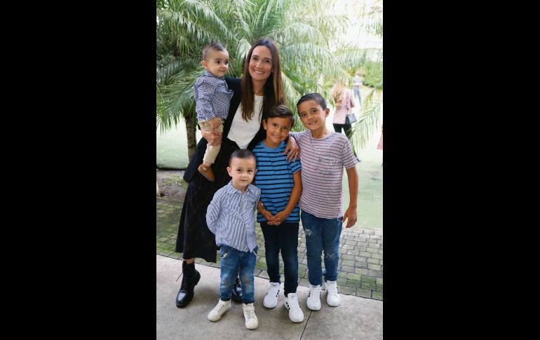 Bruno, Iker, André y Luca Rizzo Meier con Anette Meier GENTE BIEN JALISCO/CLAUDIO JIMENO
