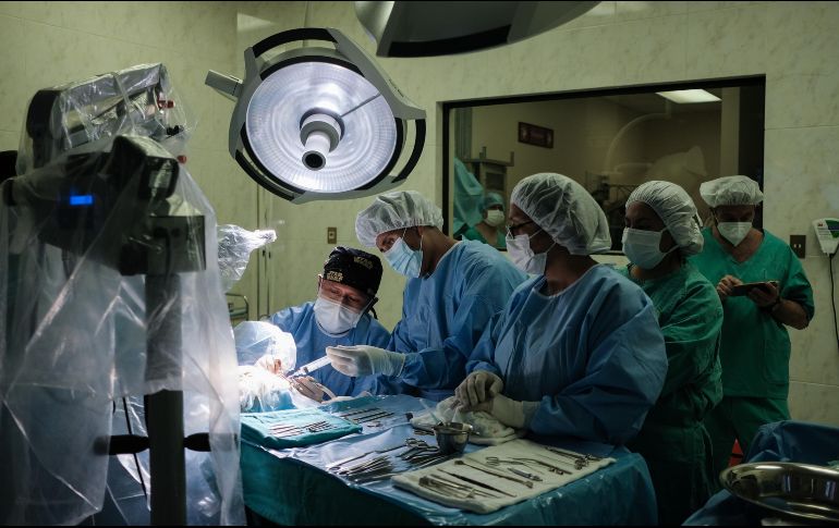 Los Estados gastaron 2% menos en salud en comparación con el 2019. Otros recortes se dieron en educación (-2%) y seguridad pública y justicia (-6 por ciento). XINHUA/M. Roma