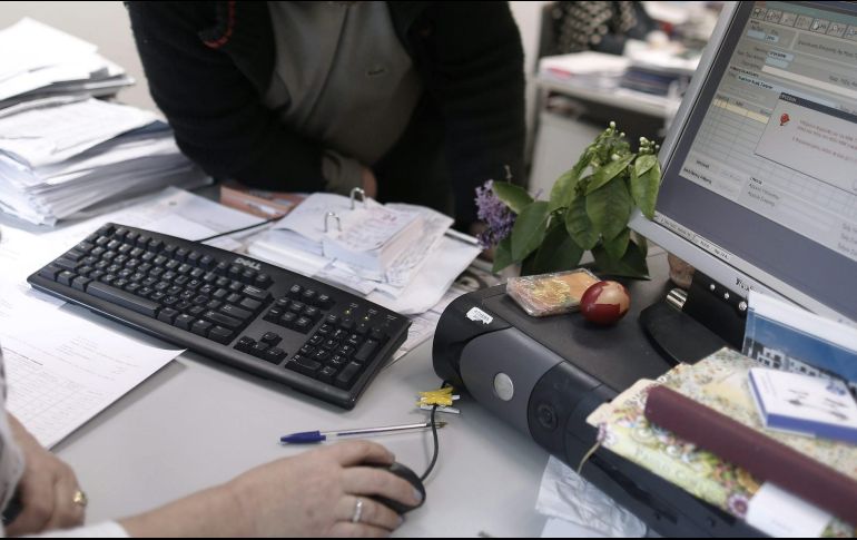 La Coparmex pide al Senado no avalar los cambios propuestos por el Ejecutivo en la Ley del Impuesto sobre la Renta y en el Código Fiscal. EFE/Archivo