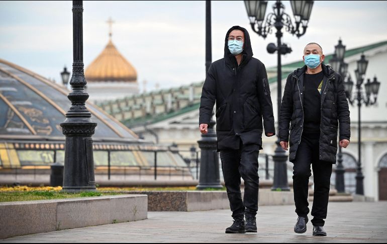 Este viernes, Rusia registró un nuevo récord de casos y decesos por COVID-19, con mil 64 muertes y 37 mil 141 contagios reportados en las últimas 24 horas. AFP / A. Nemenov