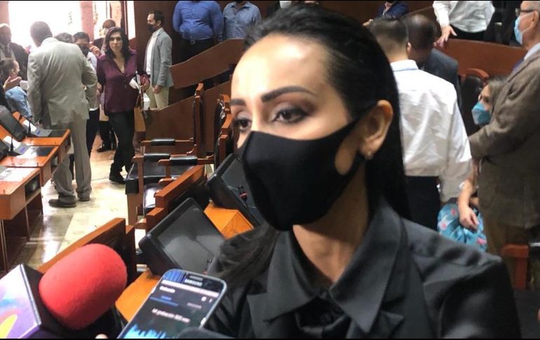 Claudia Murguía Torres, que será la presidenta del Grupo Parlamentario del PAN, negó que su fracción llegue debilitada al perder tres curules. EL INFORMADOR/R. Rivas