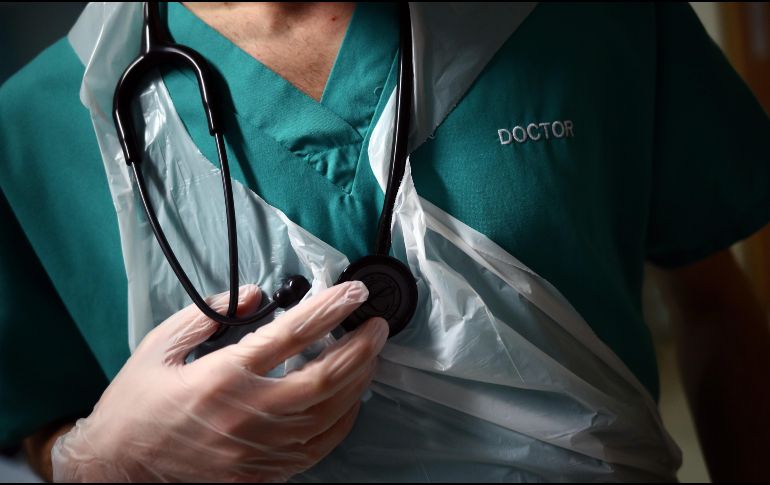 Autoridades destacaron que los médicos son héroes y heroínas que se esfuerzan para preservar la vida y la dignidad humana. EFE / ARCHIVO