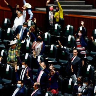 Avalan primera cuenta pública de AMLO pese a irregularidades