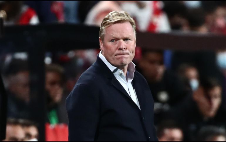 NO LEVANTÓ. Ronald Koeman tuvo un mal inicio de temporada con el Barcelona y aunque intentaron mantenerlo, la situación con los malos resultados y con la afición, le han rebasado. REUTERS