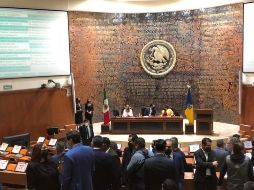 A la sesión donde se presentó el informe del gobernador acudieron 33 de 38 diputados. EL INFORMADOR / R. Rivas