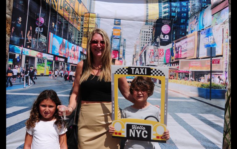 Cecille Meza, Laura Fishman y Alex Meza  GENTE BIEN JALISCO/MARIFER RACHED