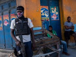 Algunos negocios deciden tener sus propias pandillas en nómina.. AFP