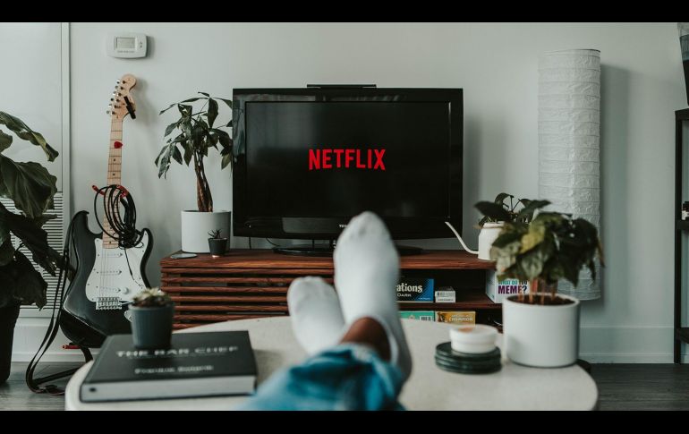 Con las plataformas de streaming, es cada vez más común que elijamos contenido al azar y nos terminemos llevando una grata sorpresa. UNSPLASH/ MOLLIE SIVARAM