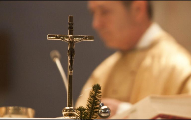 Al cabo de dos horas de deliberaciones declaró culpable al sacerdote de una agresión sexual en segundo grado, un delito por el que puede ser condenado a 15 años en prisión. AP / ARCHIVO