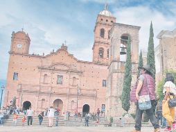 En el corazón. El primer cuadro de Tapalpa, con sus templos y mercados, ofrece un recorrido apacible a los aventureros. EL INFORMADOR/A. Camacho