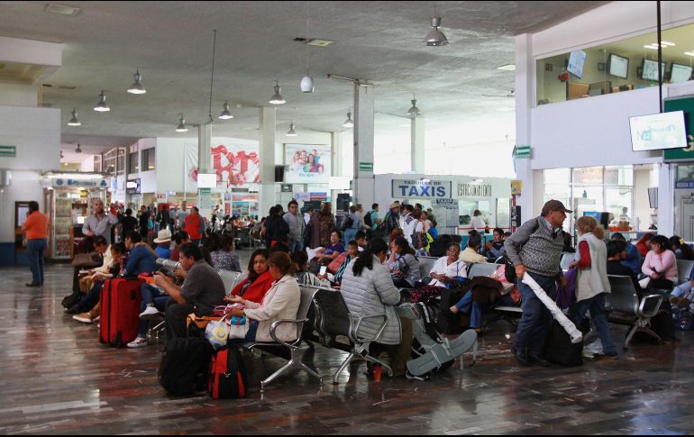 El uso que muchos viajeros han dado a la caja de huevos como equipaje es una práctica ampliamente difundida desde hace varias generaciones en México. NTX/ARCHIVO