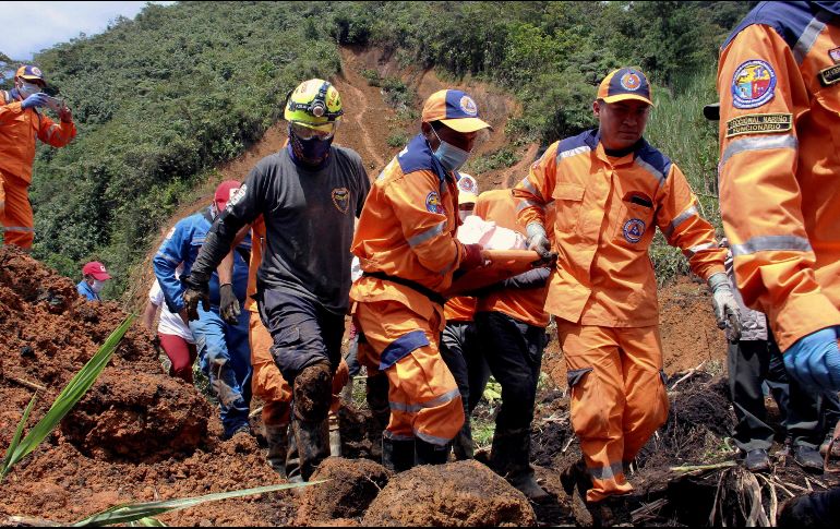 El alud fue causado por la temporada de lluvias que afecta a buena parte del territorio colombiano. AFP/L. Castro