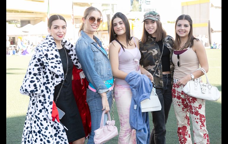 Juliana Heredia, Renata González, Isabella Hernández, Natalia Sierra y Paula Abaroa GENTE BIEN JALISCO/ JORGE SOLTERO