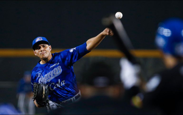 Adrián Gusman logró su primera victoria en la temporada tras cinco entradas sin carreras y sólo dos hits. TWITTER/charrosbeisbol